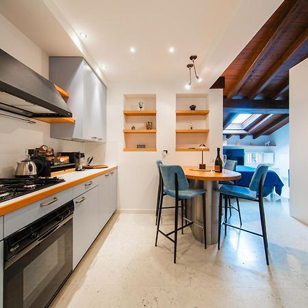 The Gallery Apartment Center 볼로냐 외부 사진